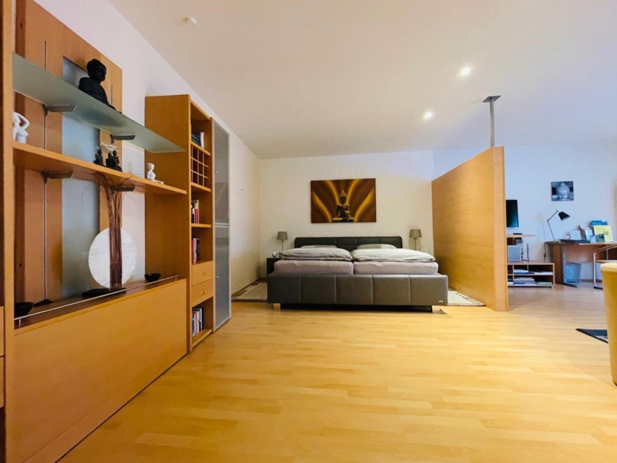 Altstadthaus Buddha Holiday home *